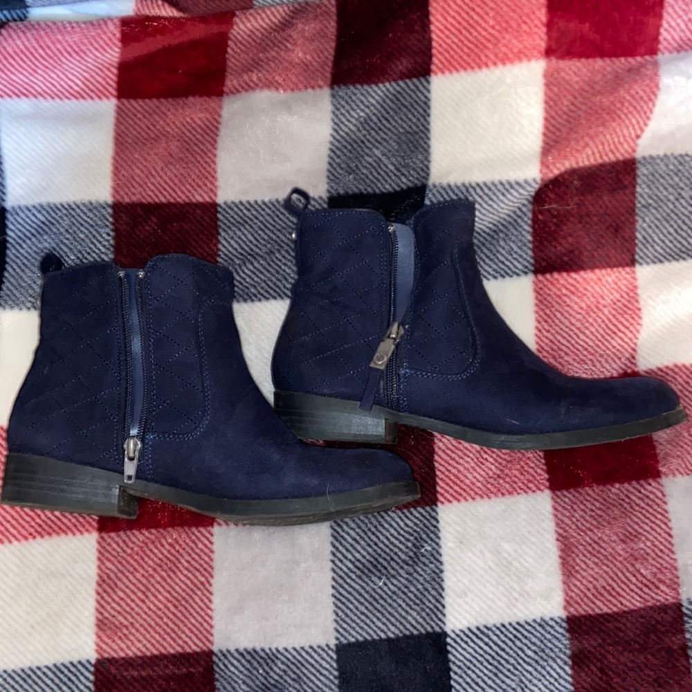 blue suede heel boots